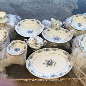 Noritake Violette set of fine China